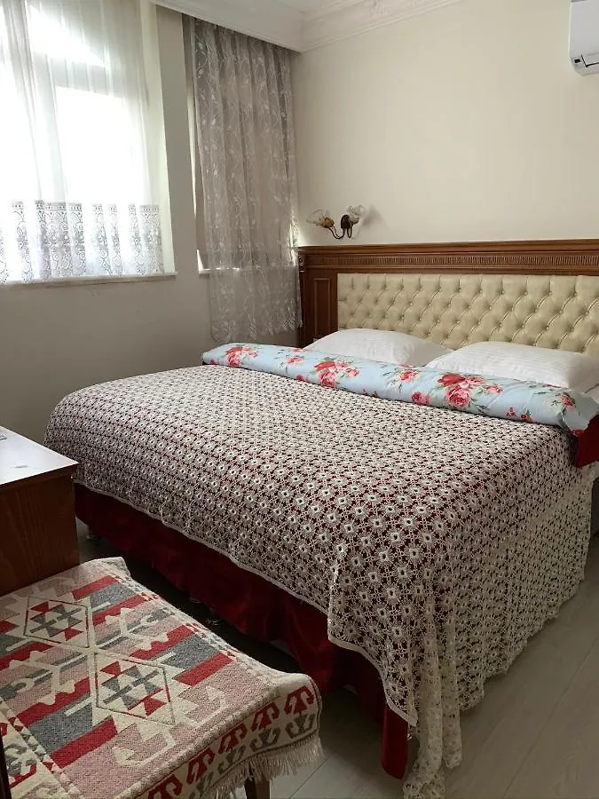 Ada Hotel Stambuł 3*,